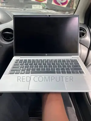 Laptop HP EliteBook 830 G8 16GB Intel Core i7 SSD 512GB