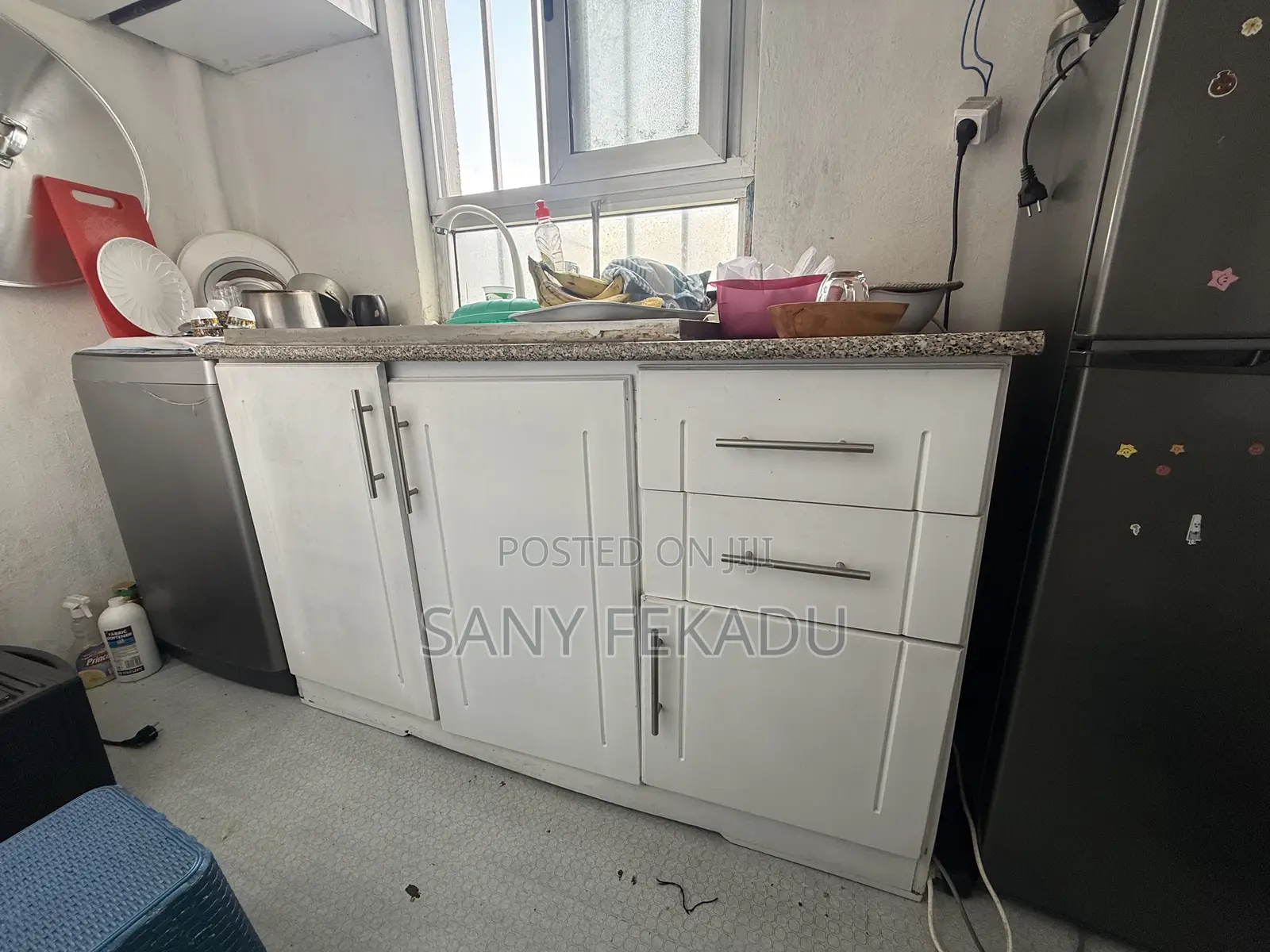 Used Kitchen Cabinet With Sink and Accessories