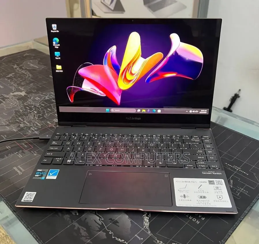 New Laptop Asus Zenbook 14 16GB Intel Core i7 SSD 512GB