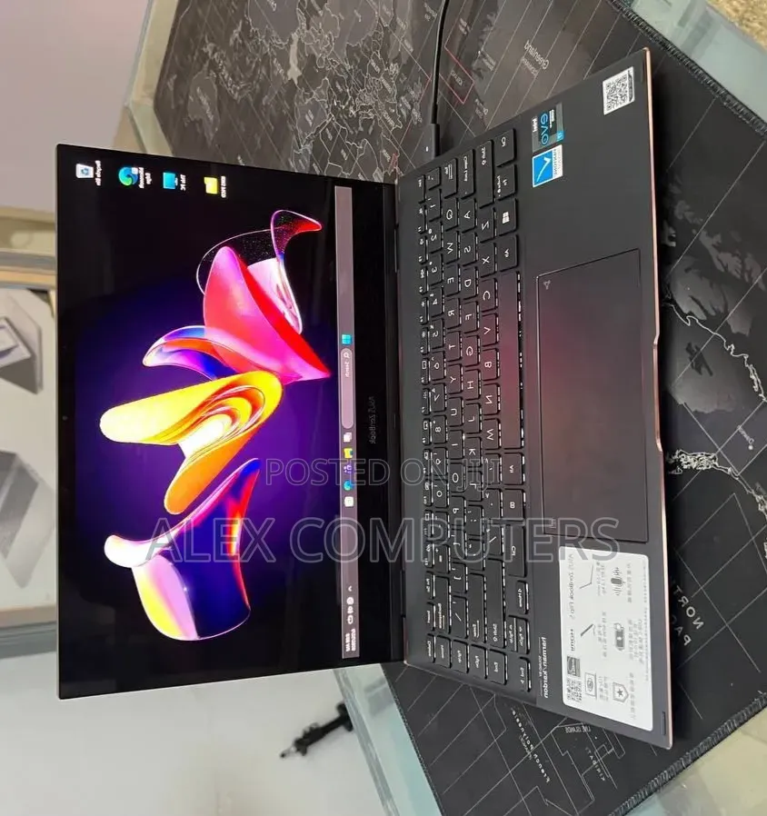 New Laptop Asus Zenbook 14 16GB Intel Core i7 SSD 512GB
