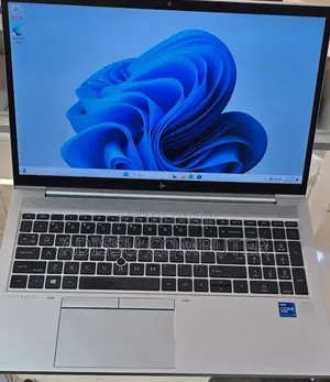New Laptop HP EliteBook 840 G8 16GB Intel Core i7 SSD 512GB