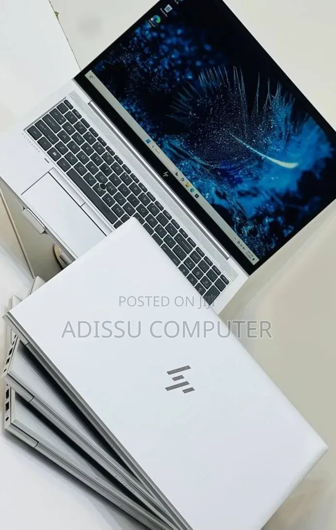 New Laptop HP EliteBook 840 G8 16GB Intel Core i7 SSD 512GB
