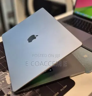 New Laptop Apple MacBook 64GB SSD 1T