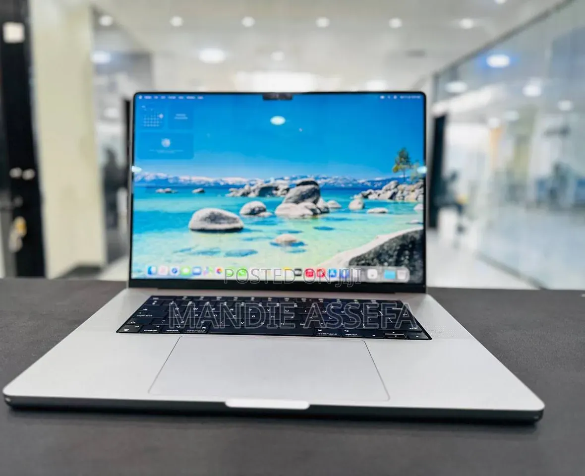 New Laptop Apple MacBook Pro 2021 M1 16GB Apple M1 Pro SSD 512GB