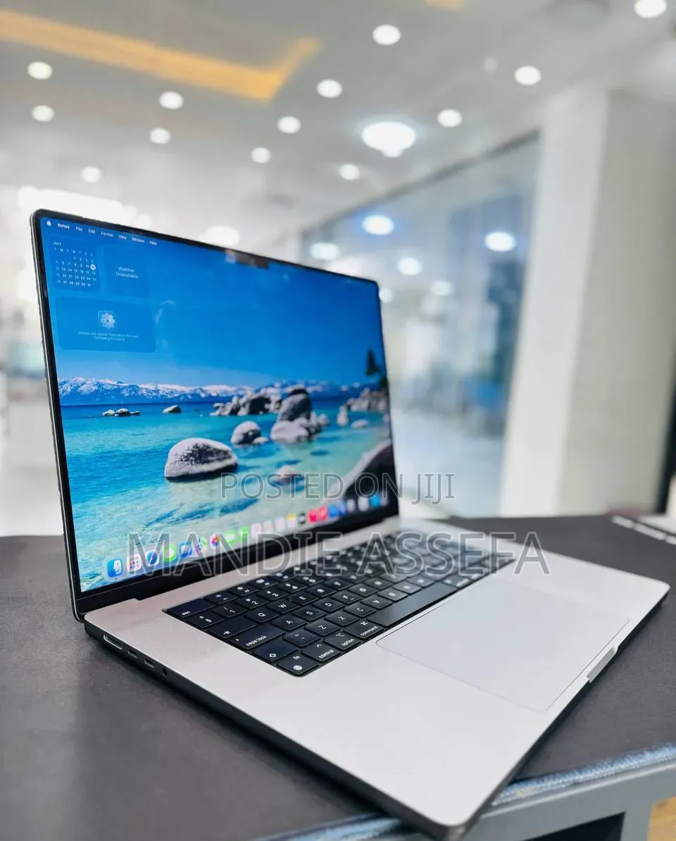 New Laptop Apple MacBook Pro 2021 M1 16GB Apple M1 Pro SSD 512GB