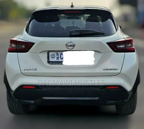 Nissan Juke 2021 White