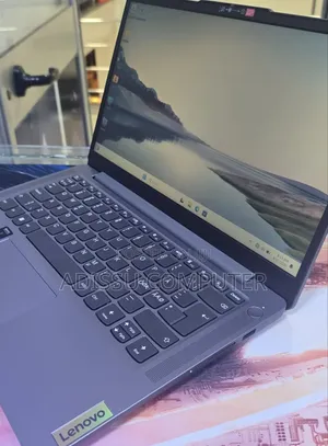 New Laptop Lenovo Legion 5 8GB Intel Core i5 SSD 512GB