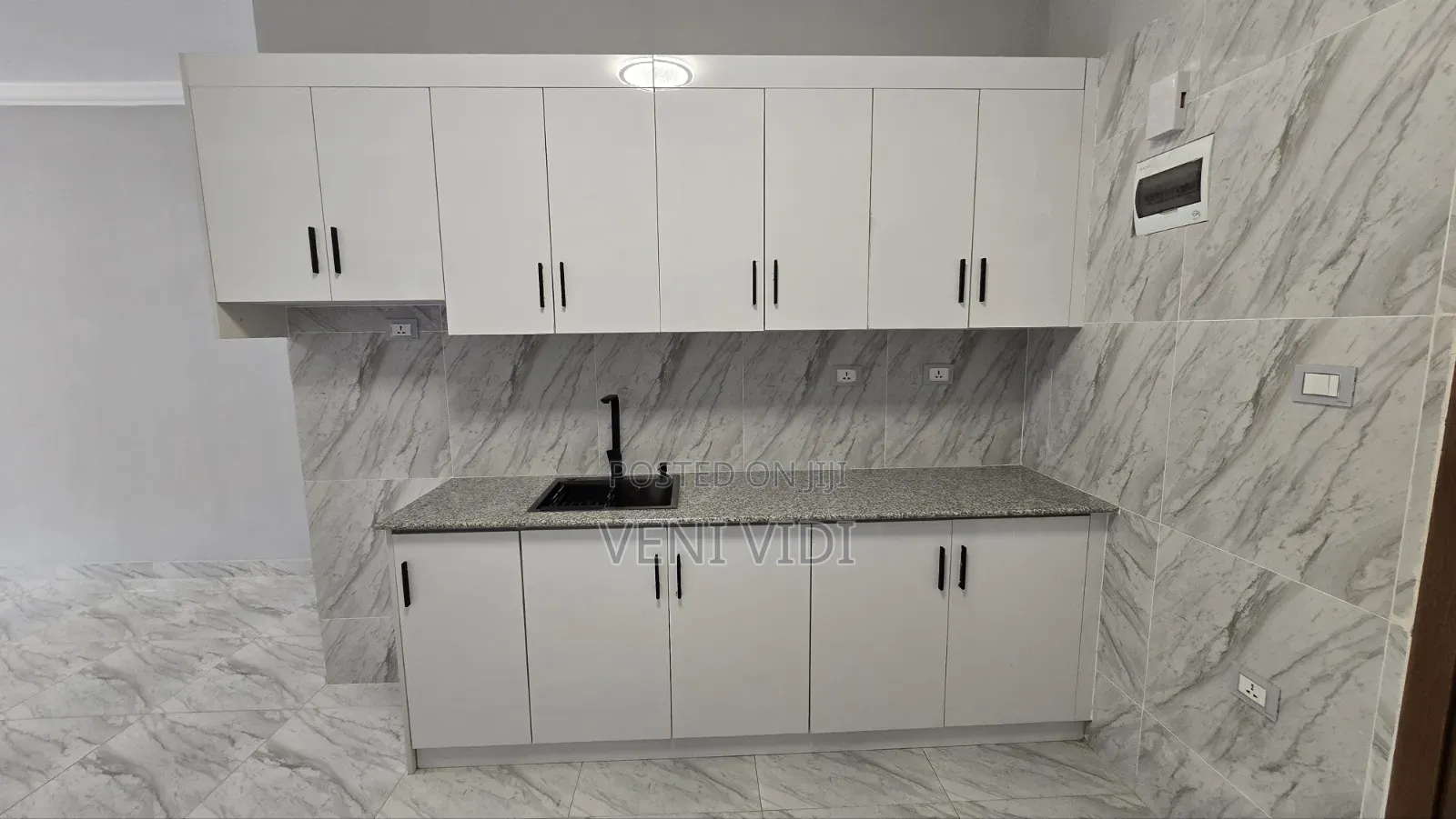 2bdrm Apartment in Hiya, Yeka for sale