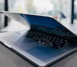 New Laptop Apple MacBook Pro 2021 M1 16GB Apple M1 Pro SSD 512GB