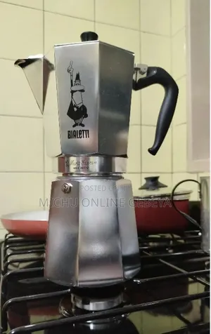 Bialetti - Moka Express ለስራ የሚሆን 18 ሲኒ የጣልያን የቡና ማፍያ/ Free Delivery