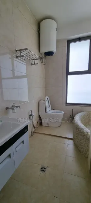 2bdrm Apartment in አያት, Bole for sale