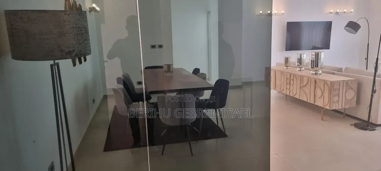 Furnished 1bdrm Apartment in መገናኛ, Bole for rent