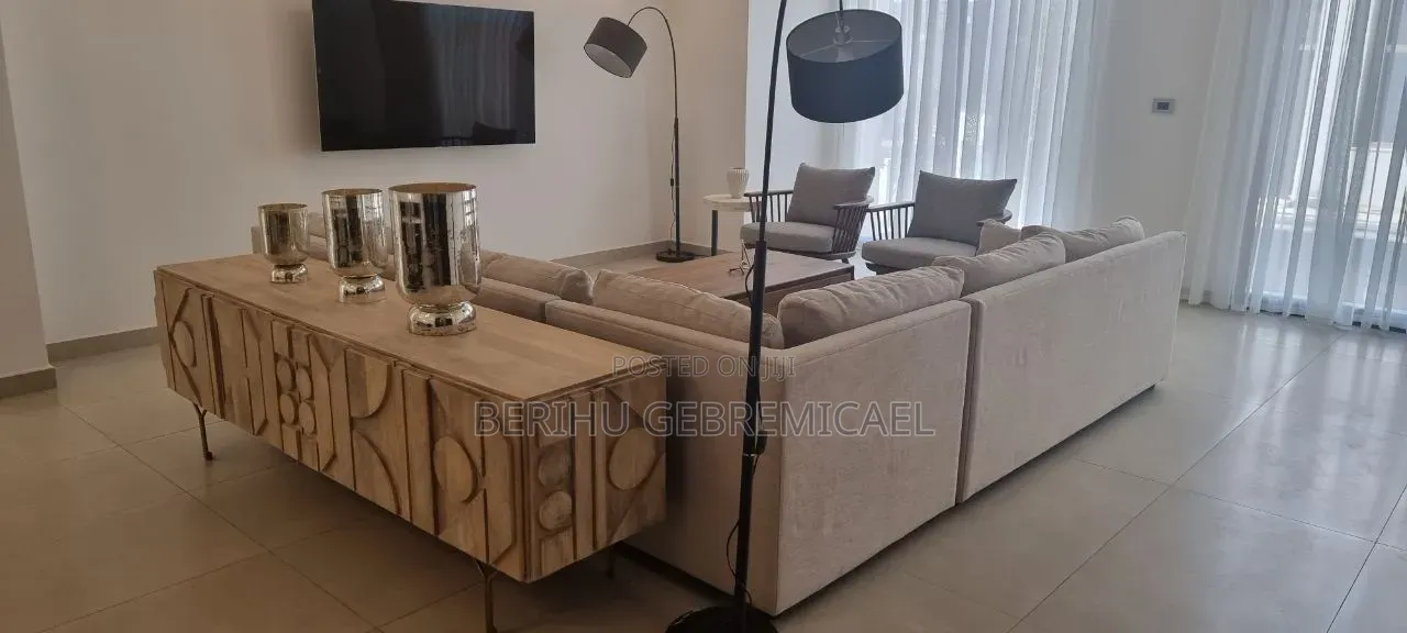 Furnished 1bdrm Apartment in መገናኛ, Bole for rent