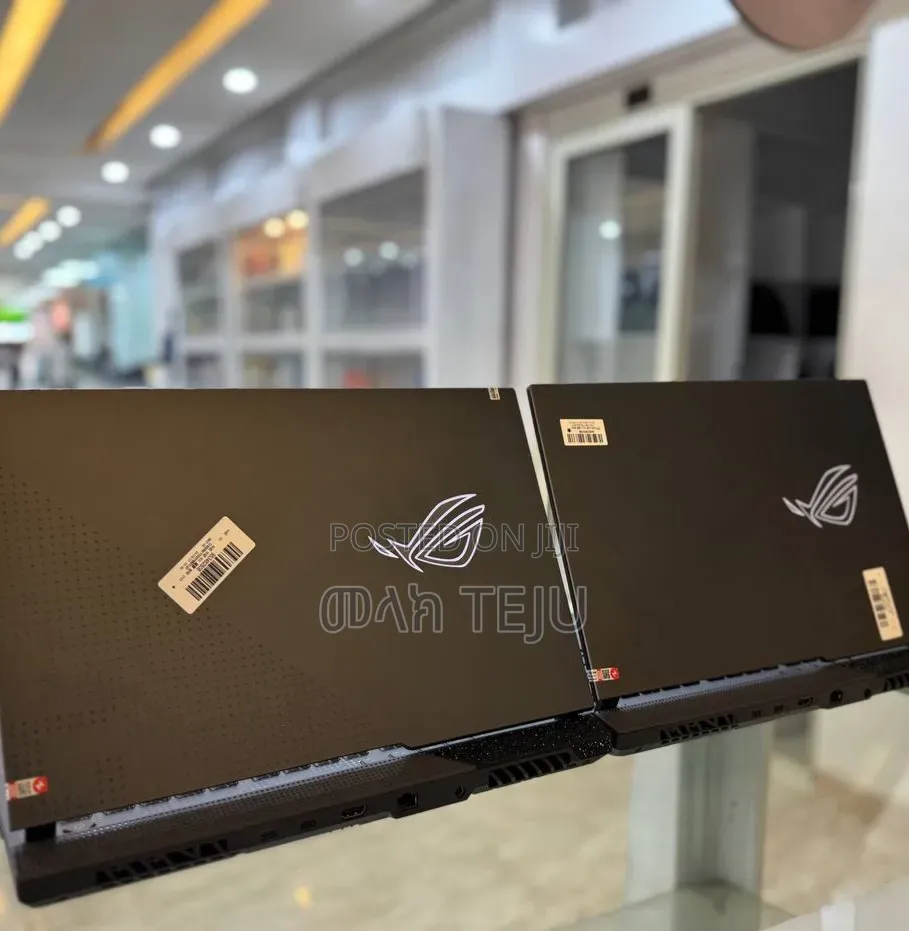 New Laptop Asus ROG Strix G15 16GB AMD Ryzen 9 SSD 512GB