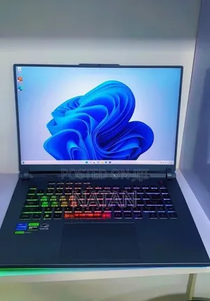 New Laptop Asus ROG Strix G16 16GB Intel Core i7 SSD 1T
