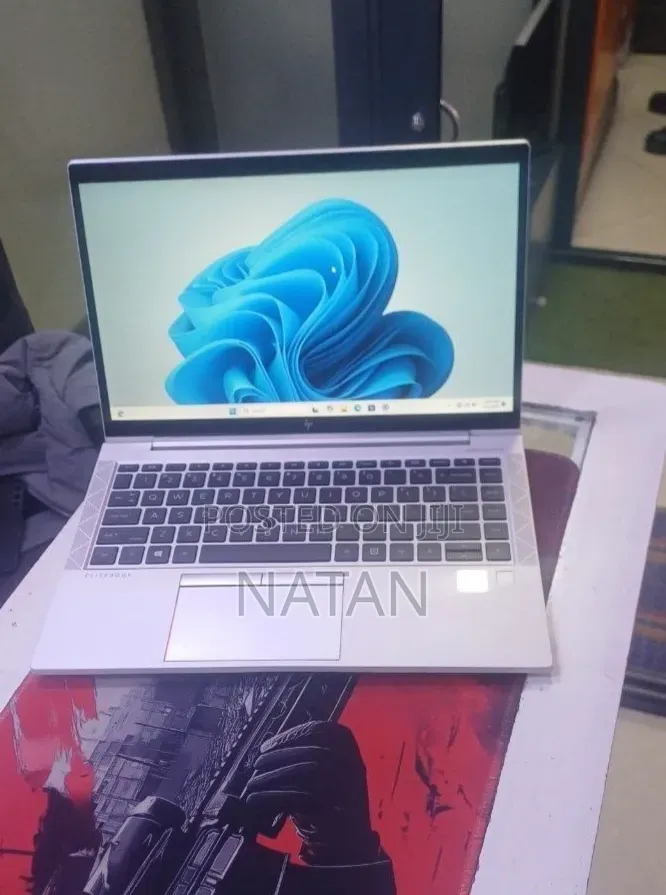 New Laptop HP EliteBook 840 G7 16GB Intel Core i5 SSD 512GB