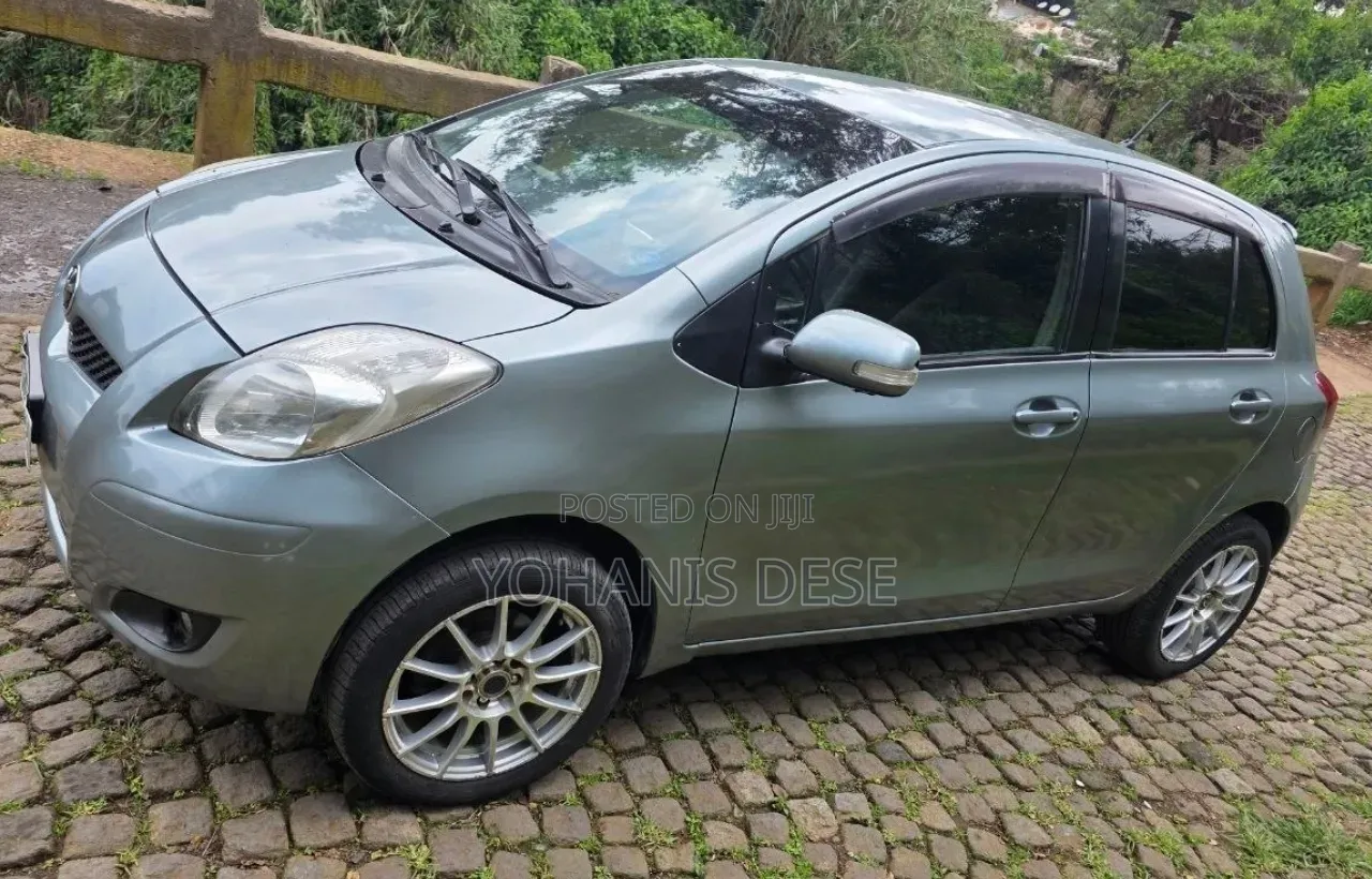 Toyota Yaris 2008 Silver