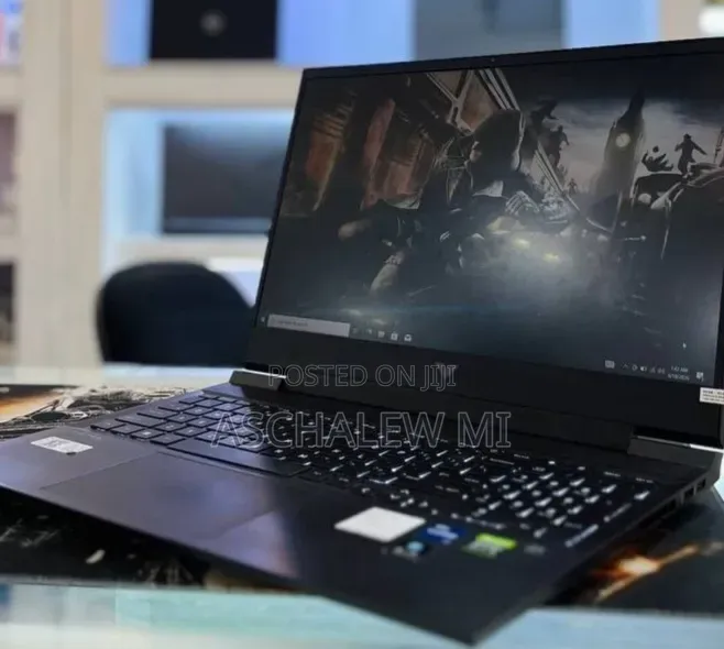 New Laptop HP Victus 16 16GB Intel Core i7 SSD 512GB