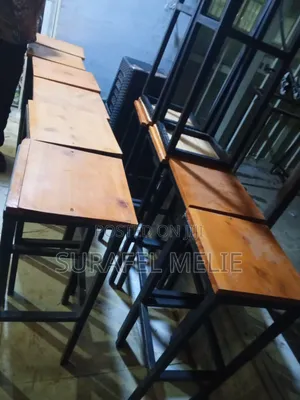 ወንበር:ጠረጴዛ:መደርደሪያ