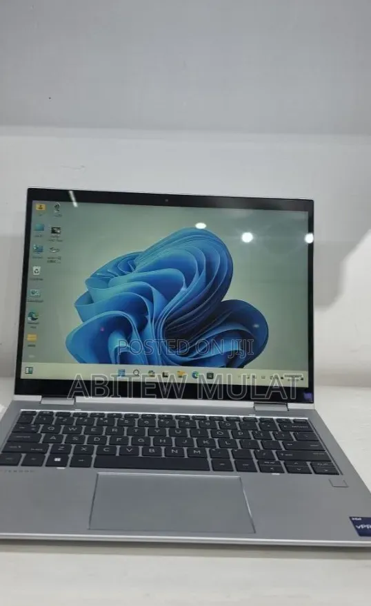 New Laptop HP EliteBook 830 16GB Intel Core i7 SSD 512GB