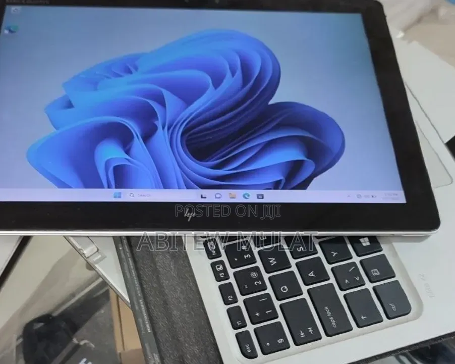 New Laptop HP Elite x2 1013 G4 8GB Intel Core i5 SSD 128GB