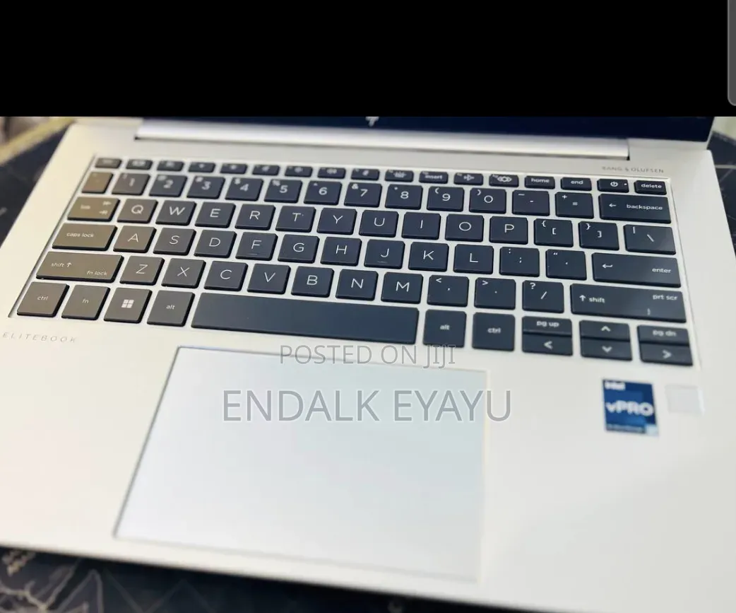 New Laptop HP EliteBook 840 G9 16GB Intel Core i7 SSD 512GB