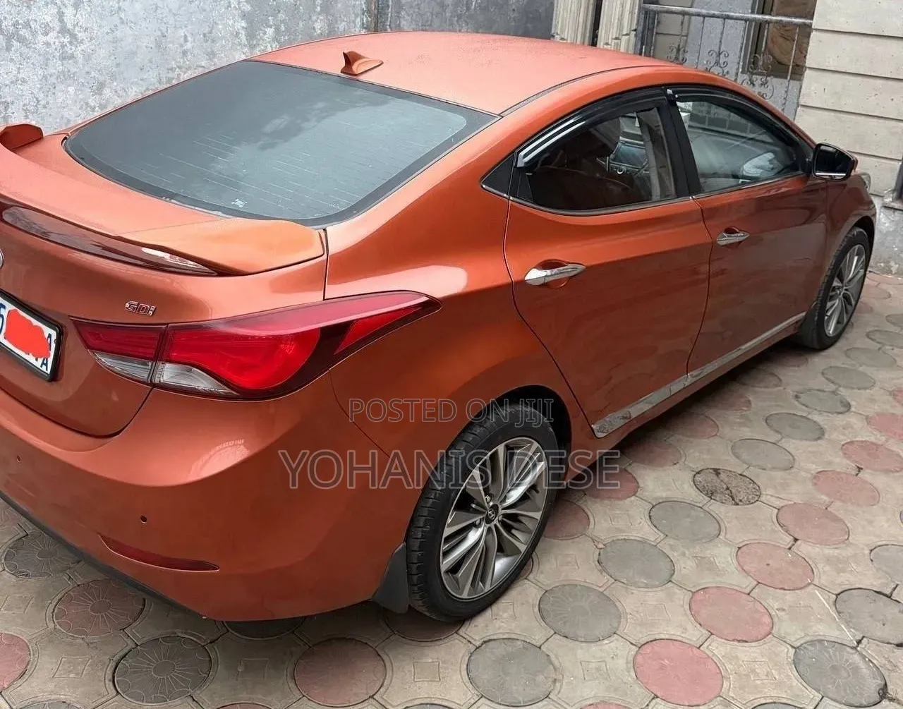 Hyundai Avante 2015 Orange