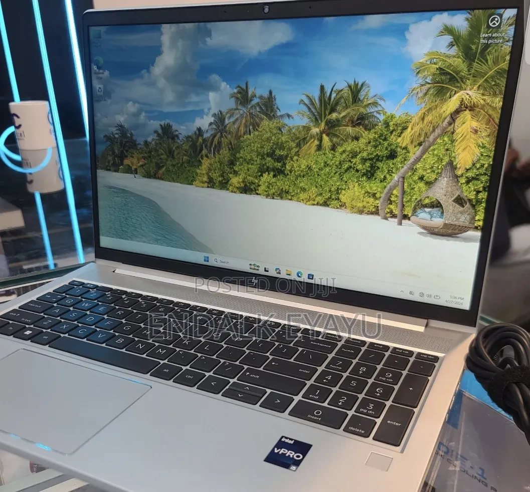 New Laptop HP 16GB Intel Core i5 SSD 512GB