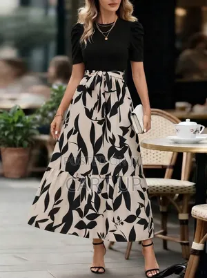 Patchwork Round Neck Maxi Dress