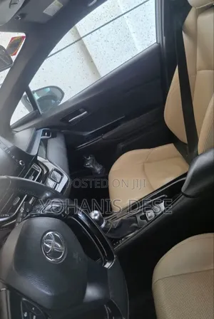 Toyota C-HR 2020 Off white