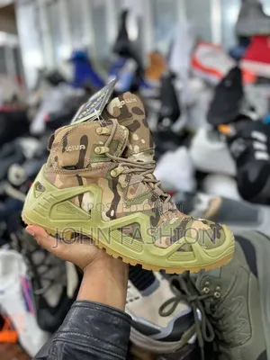 Lowa Original Shoe's With Free Delivery Charge