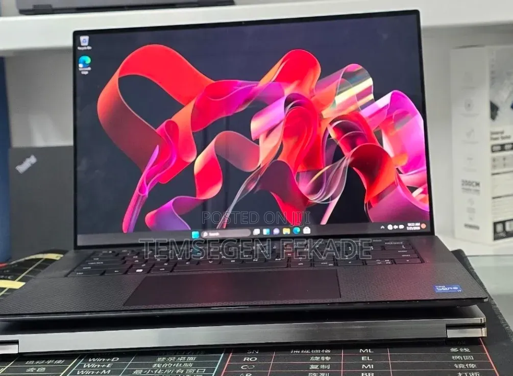 New Laptop Dell Precision 5560 16GB Intel Core i7 SSD 512GB