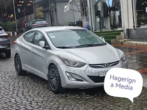 Hyundai Elantra 2015 Silver