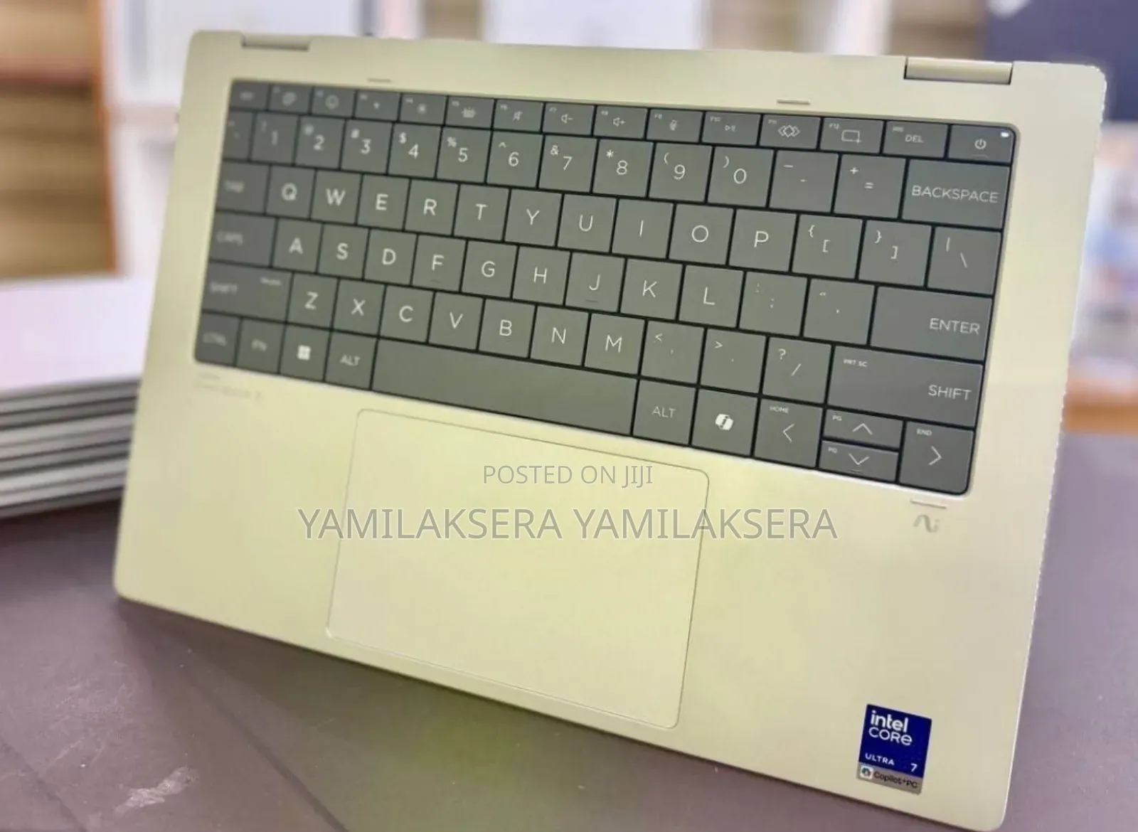 New Laptop HP OmniBook X Flip 14" 16GB Intel Core Ultra 7 SSD 512GB