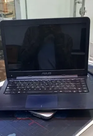 New Laptop Asus E402SA 4GB Intel Core 2 Quad HDD+SSD 500GB