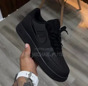 Nike Airforce 1 '07 Foamposite 'Triple Black' Shoes