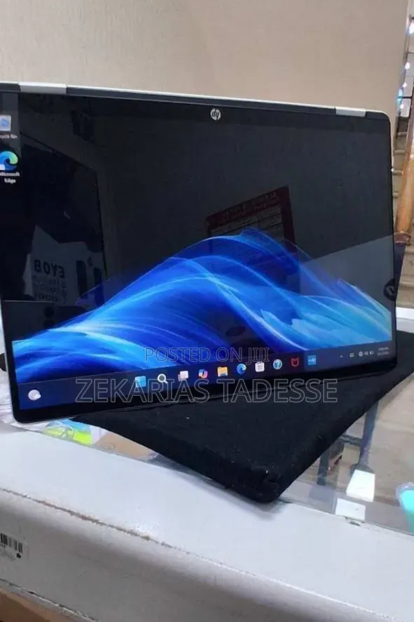 New Laptop HP OmniBook 5 Flip 14-fp0023dx 16GB Intel Core 7 SSD 512GB