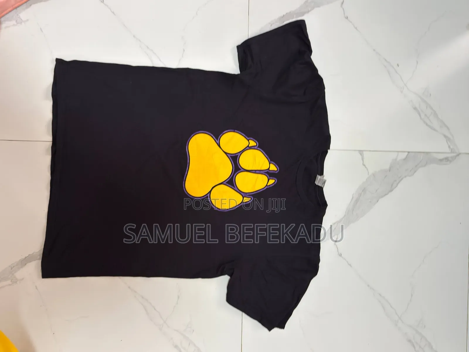 Bonda /Thrift T Shirt