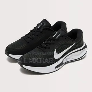 Nike Running Shoes High Comfort