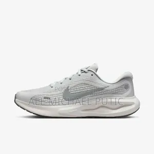 Nike Running Shoes High Comfort