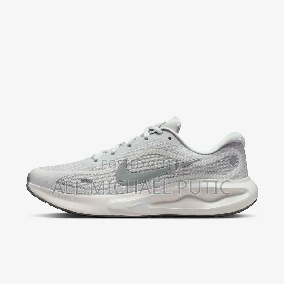 Nike Running Shoes High Comfort