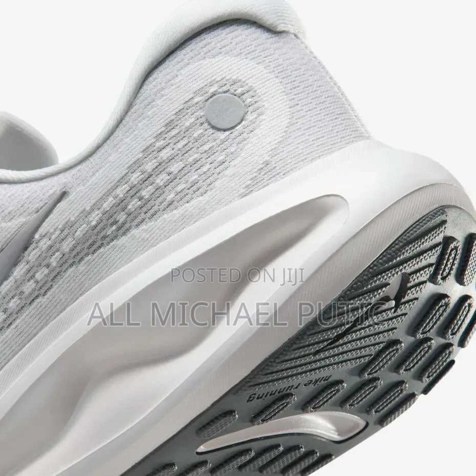 Nike Running Shoes High Comfort