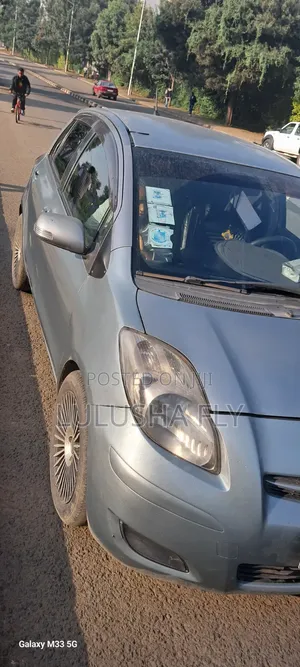 Toyota Yaris 1.0 VVT-i 2007 Silver