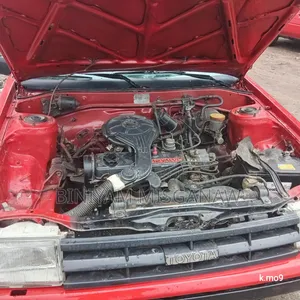 Toyota Corolla 1986 Red