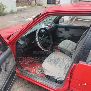 Toyota Corolla 1986 Red