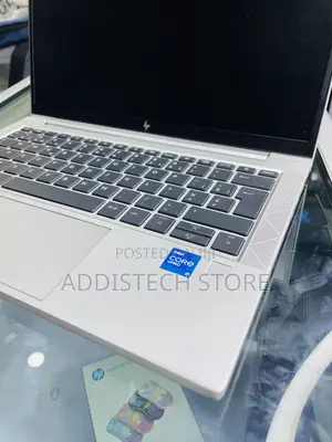 New Laptop HP EliteBook 830 G8 16GB Intel Core i5 SSD 512GB