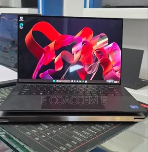 New Laptop Dell 16GB Intel Core i7 SSD 512GB