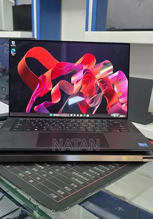 New Laptop Dell Precision 5560 16GB Intel Core i7 SSD 512GB