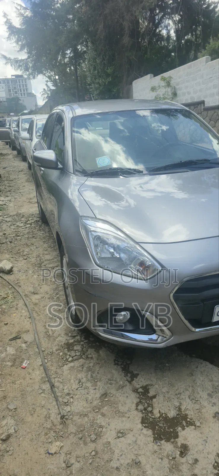 Suzuki Dzire 2022 Silver