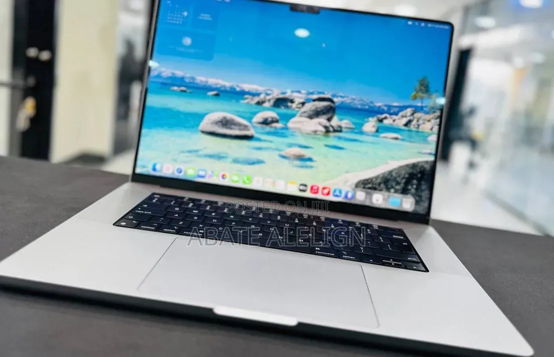 New Laptop Apple MacBook Pro 2021 M1 16GB Apple M1 Pro SSD 512GB